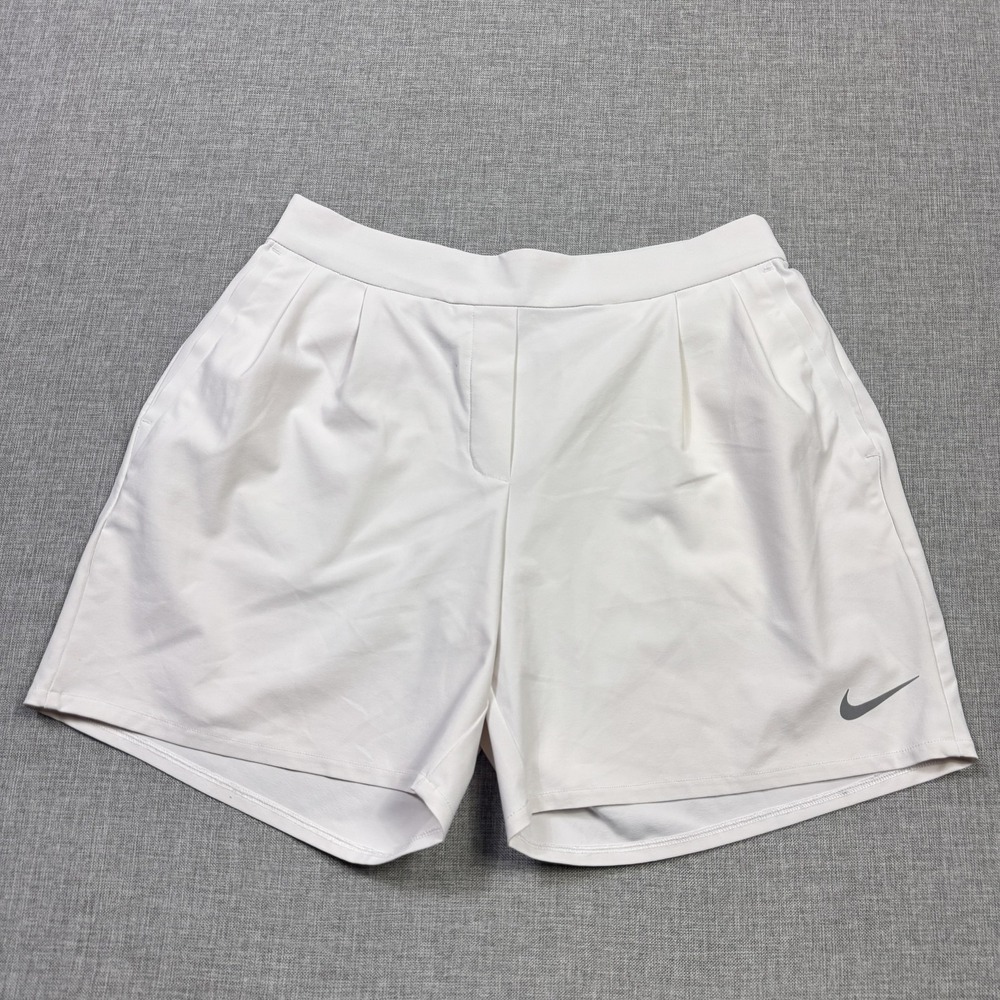 Nike Golf Shorts Womens Small White Lined 6" Inseam Dri-FIT Pockets Athletic